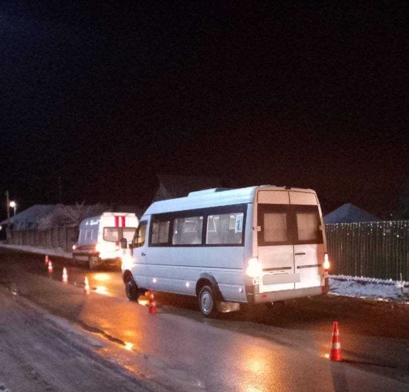 В Могилевском районе микроавтобус насмерть сбил пешехода