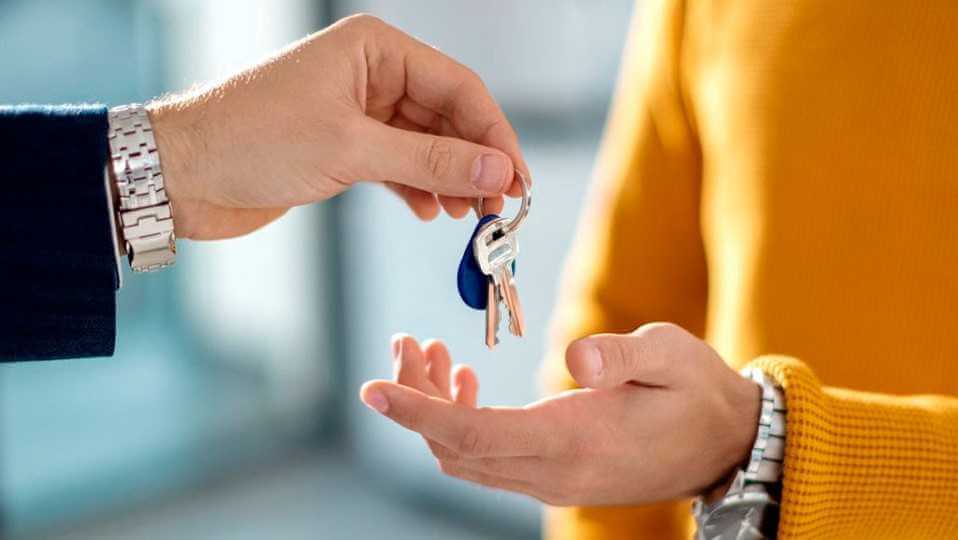 Жизнь в центре VS спальных районах: какую однушку выбрать?