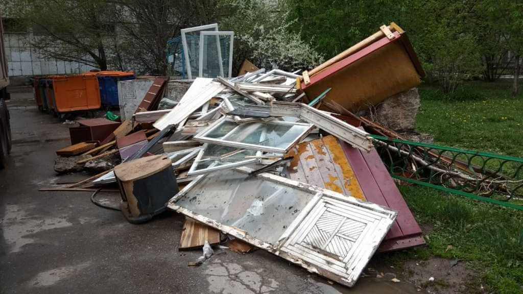 Вывоз крупногабаритного мусора