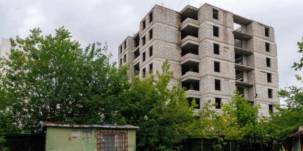 Прокуратура Могилева вскрыла системные сбои в борьбе с долгостроями в области