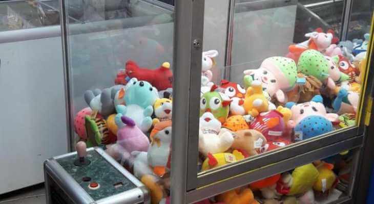 Могилевчанин посетовал в TikTok на проигрыши в автомате игрушек и разделил пользователей на два лагеря