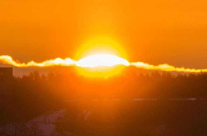 В первый день Нового года в Могилеве показалось солнечное гало