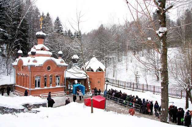 Превышение содержания нитратов выявлено в кринице и купели в агрогородке Полыковичи в Могилевской области