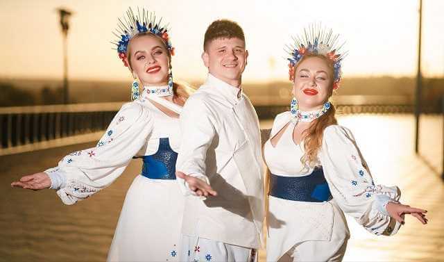 Ансамбль вокалистов из Могилева «Весялуха» празднует двойной юбилей