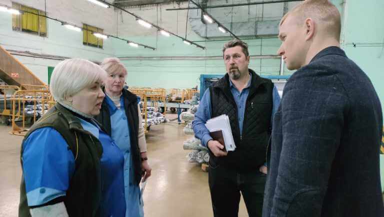 Могилевские текстильщики мерзнут и жалуются — в некоторых помещениях только 13 тепла