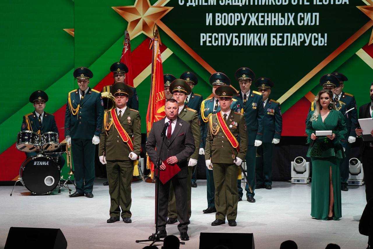 Сегодня в Могилеве чествуют защитников Отечества и Вооруженных Сил Республики Беларусь