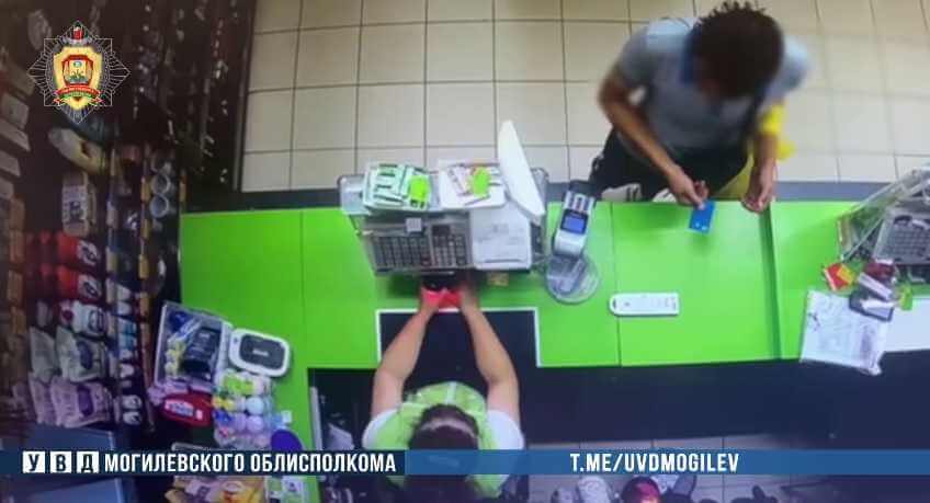 58-летняя жительница Могилевской области осталась без денег