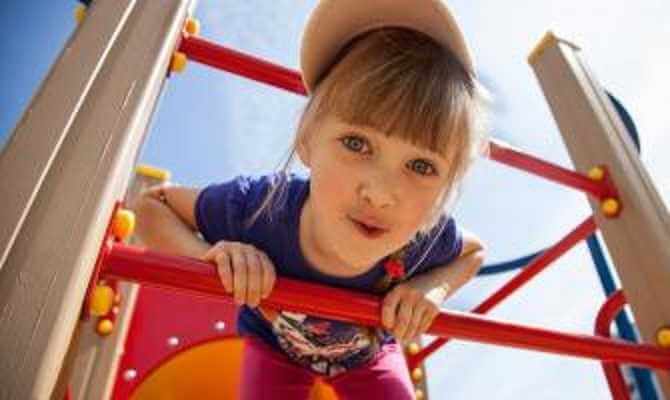 Эпидемиологи Могилёва проверили детские площадки