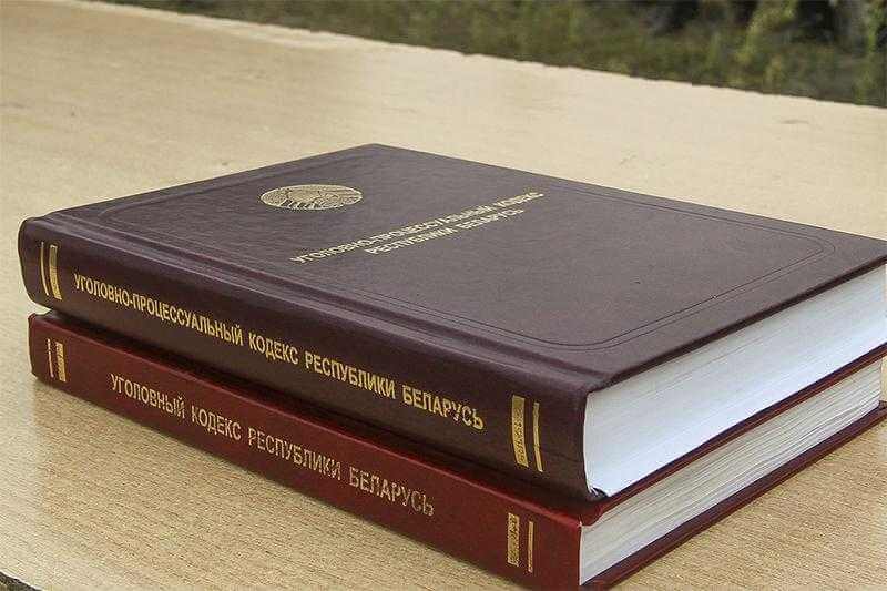 На Могилевщине кассир банка наворовала за 7 лет целое состояние — все для семьи