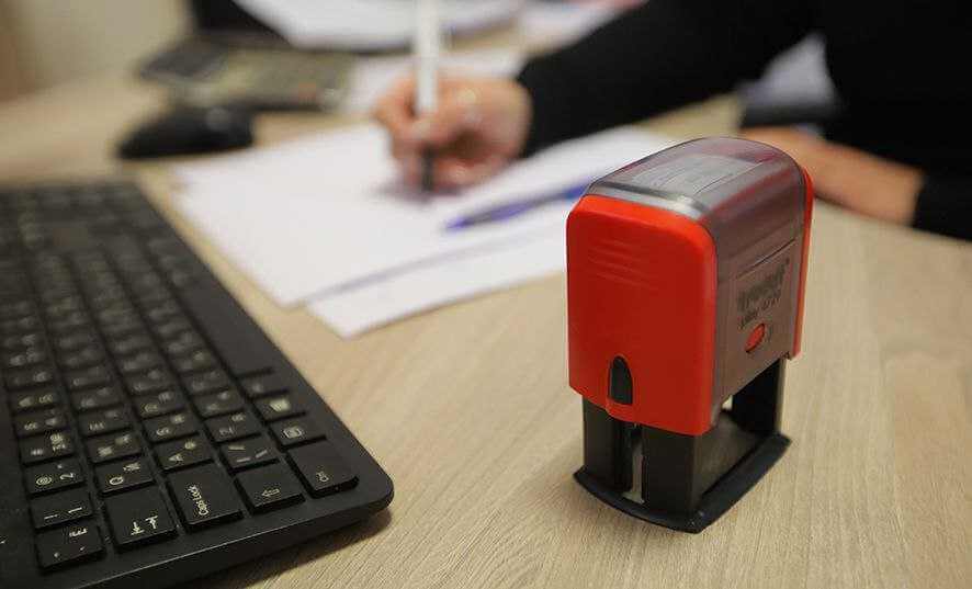 В Могилеве директор организации фиктивно трудоустраивал выпускников колледжа для отработки по распределению