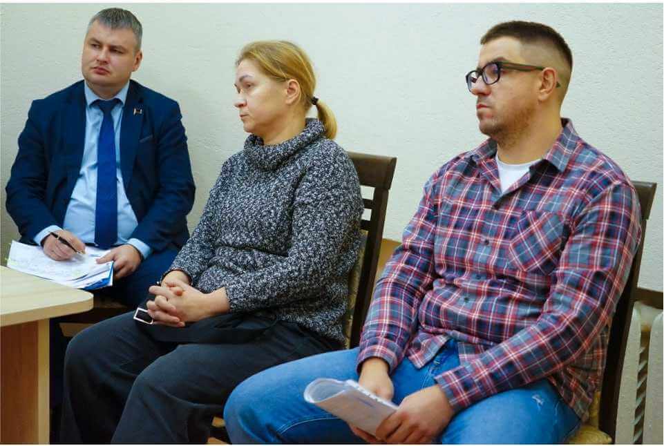 От сырой комнаты, до канализации и детях на крыше — с какими проблемами могилевчане ходили в горисполком?