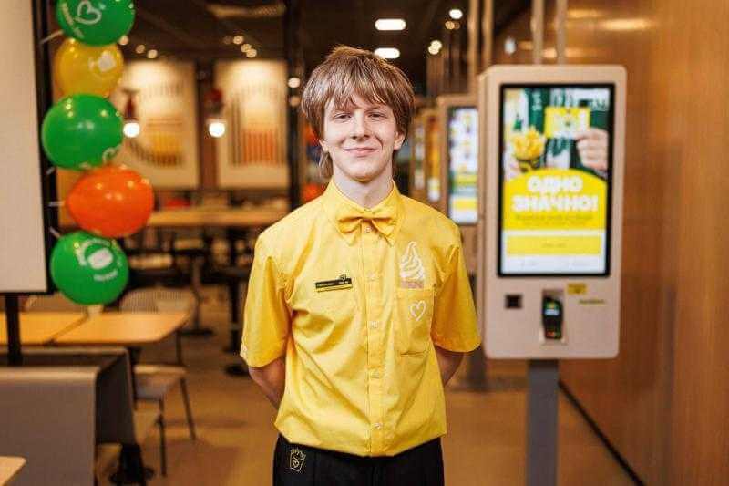 Могилевские компании предложили форму для персонала Mak.by