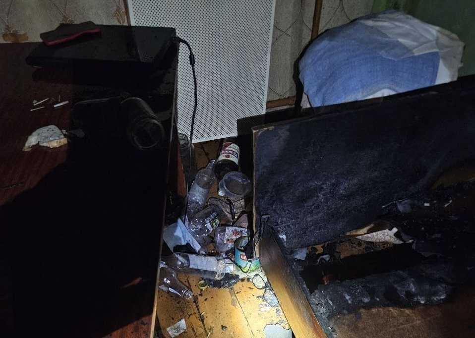 Ночной пожар на пр-те Пушкинском в Могилеве: работники МЧС спасли мужчину