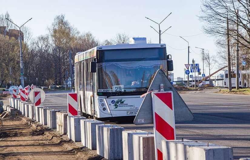 В Могилеве ремонтируют дорогу по улице Королева