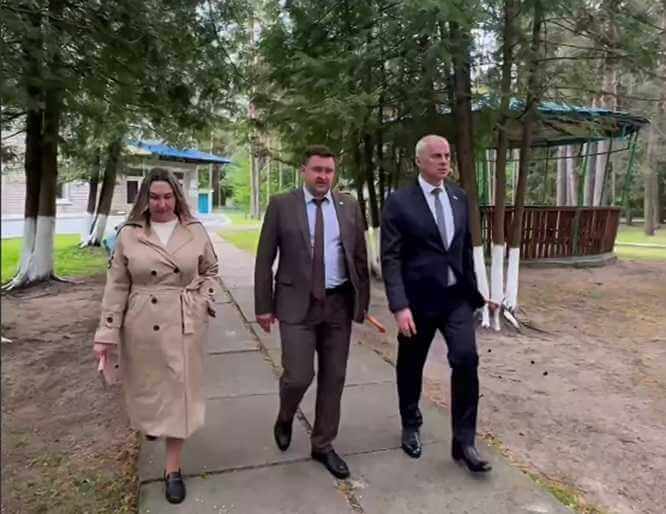 Мэр Могилева проверил готовность летних лагерей к приему детей
