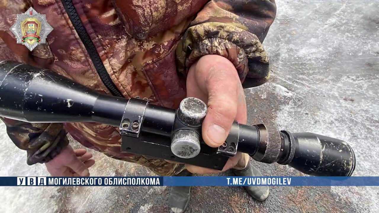 В Могилеве мужчина украл у коллеги автомат для лазертага — зачем?