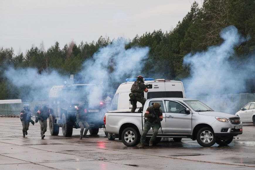 В Могилеве могут быть слышны звуки взрывов и выстрелов — что происходит?