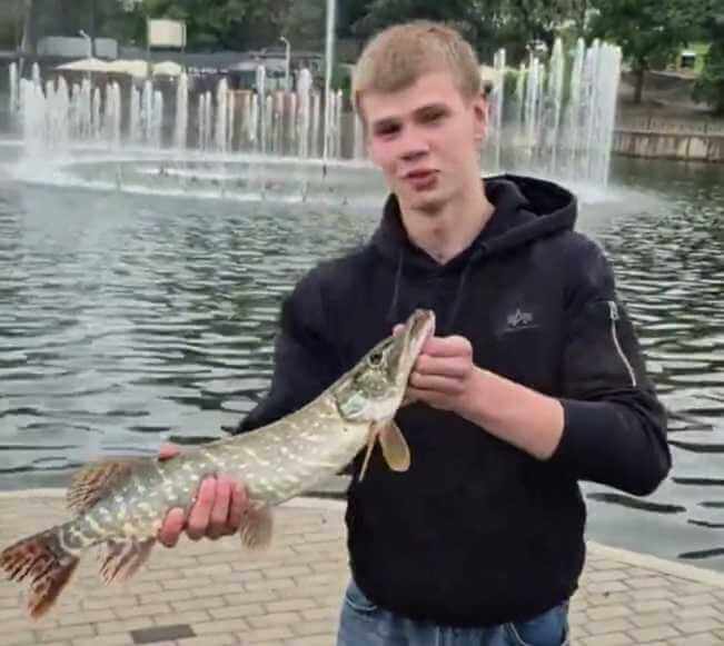 Могилевчанин похвастался уловом с Дубровенки