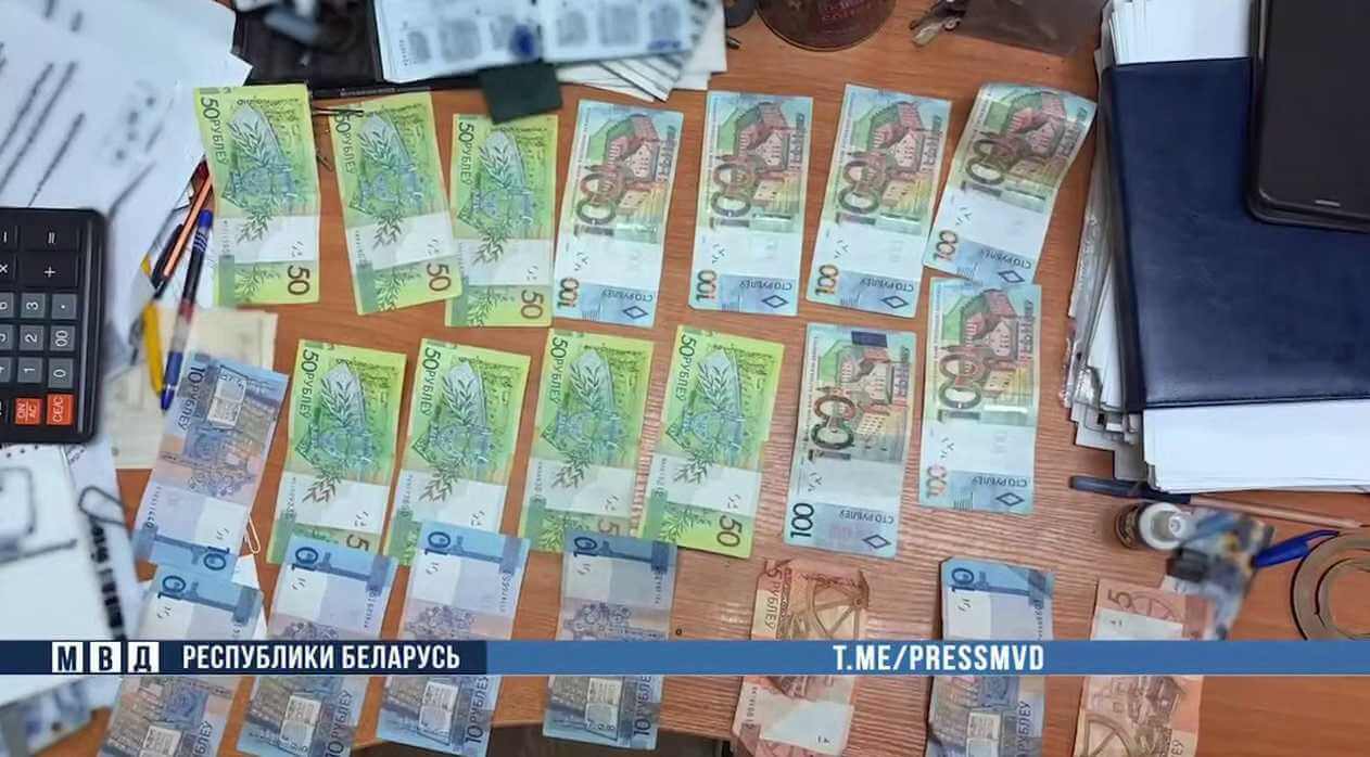 На Могилевщине руководитель организации брал взятки за подряды