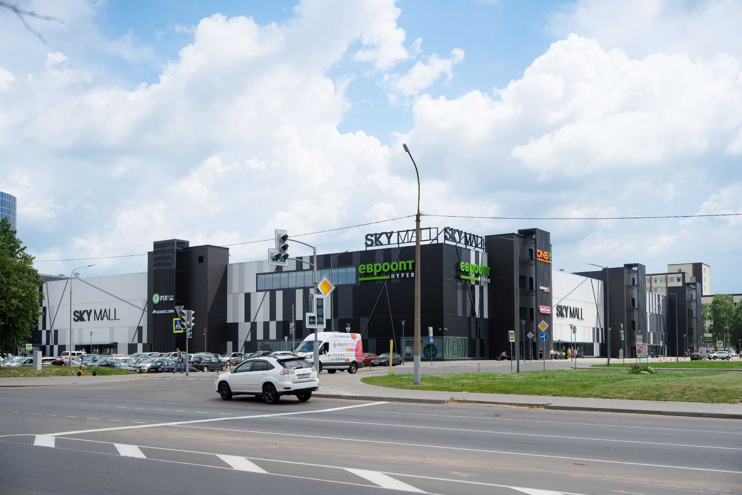 В могилевских магазинах ОМА сейчас большие распродажи. Смотрите, что подешевело и какие дают бонусы