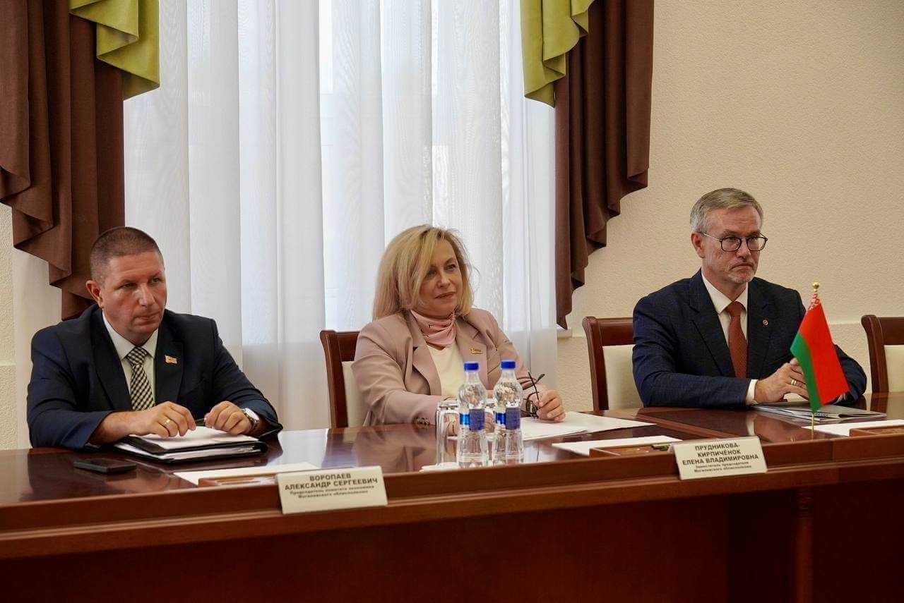 От деревообработки до пищевой промышленности: Могилев и Джизак налаживают контакты