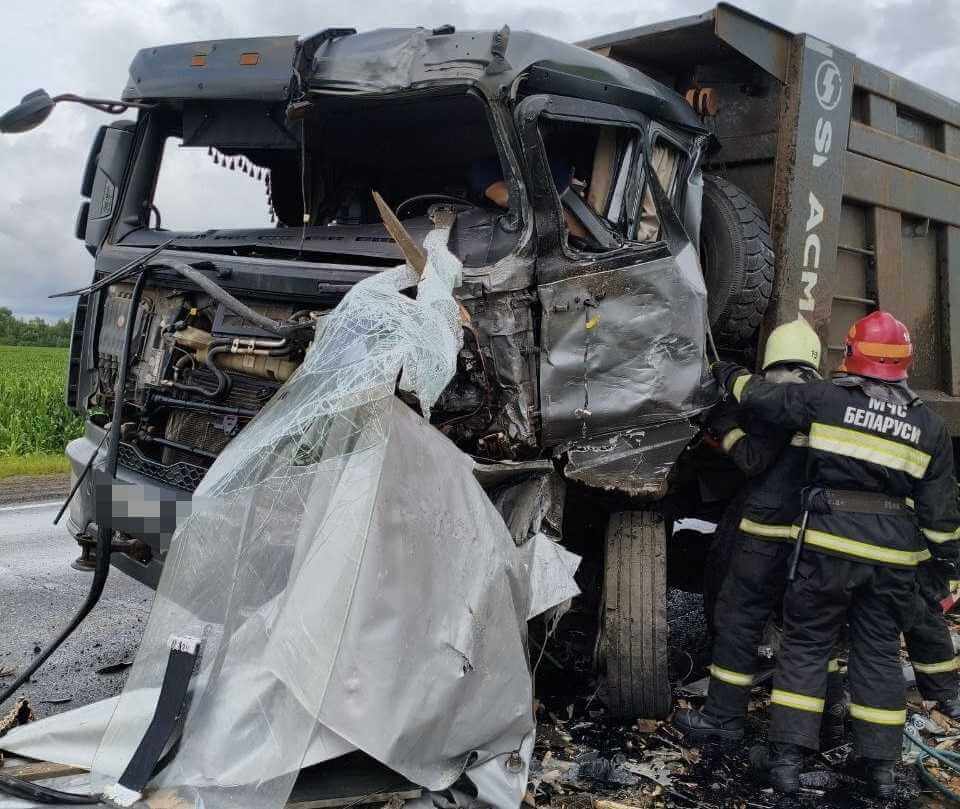 В Могилевском районе ДТП с двумя грузовиками