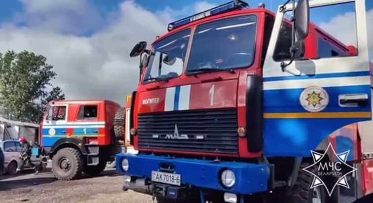 В Могилеве сегодня утром горел гараж — уничтожены два автомобиля