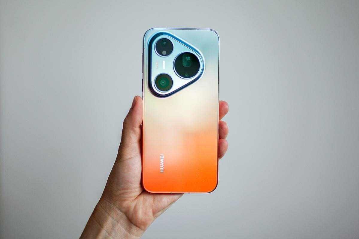 Уже в Могилёве – смартфон Huawei Pura 90s Pro Max с мощным зумом и 100 Вт зарядкой