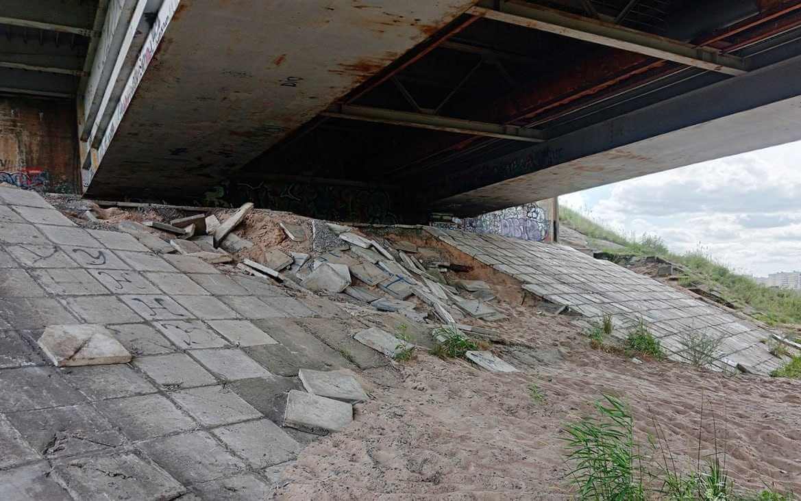 Укрепления нового моста в Могилеве «поплыли»